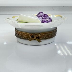 Vintage Limoges France Hand Painted Grape Trinket Box